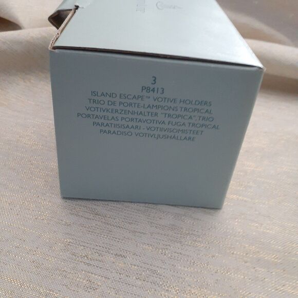 PartyLite P8413 Island Escape Votive Holder Etched Glass Candle Holder - Picture 2 of 5